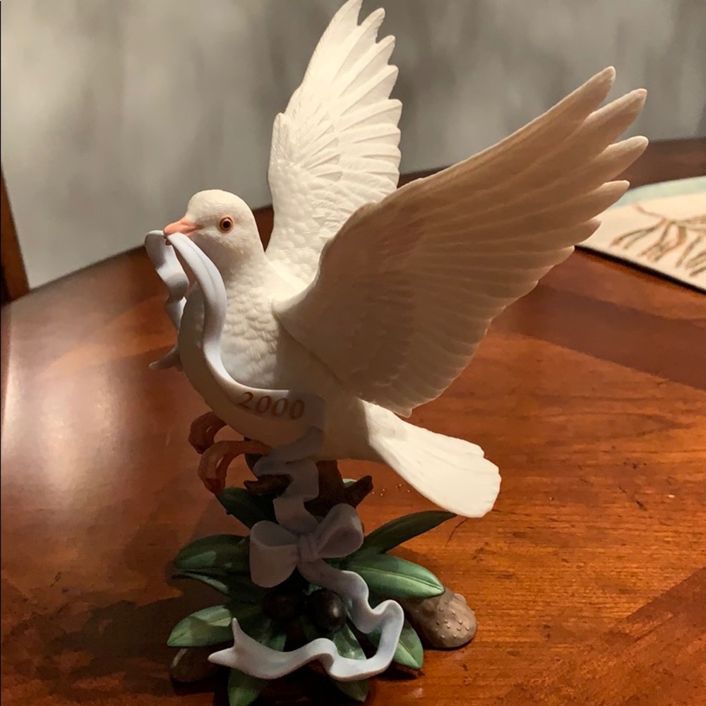 Lenox 2000 Peace Dove